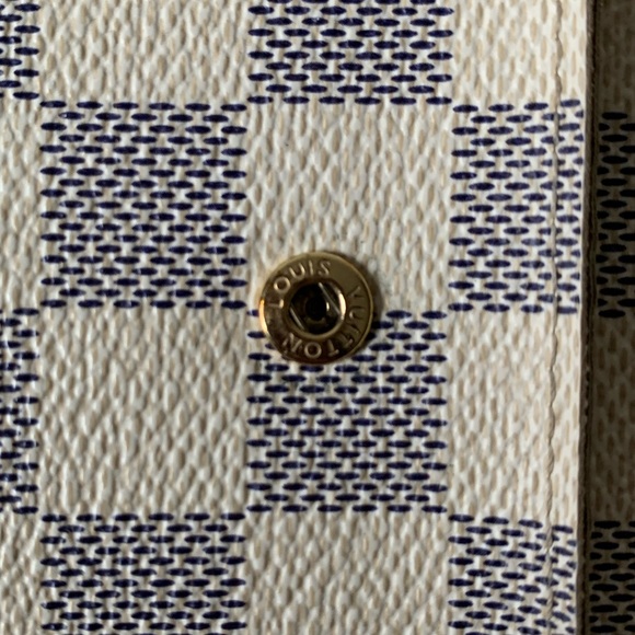 Louis Vuitton Alexandra Wallet Damier Azur - Picture 12 of 16